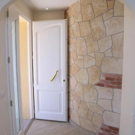 La Casa Di Geppo Кастельсардо