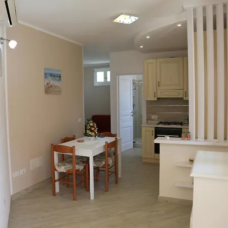 Апартаменты La Casa Di Geppo Кастельсардо